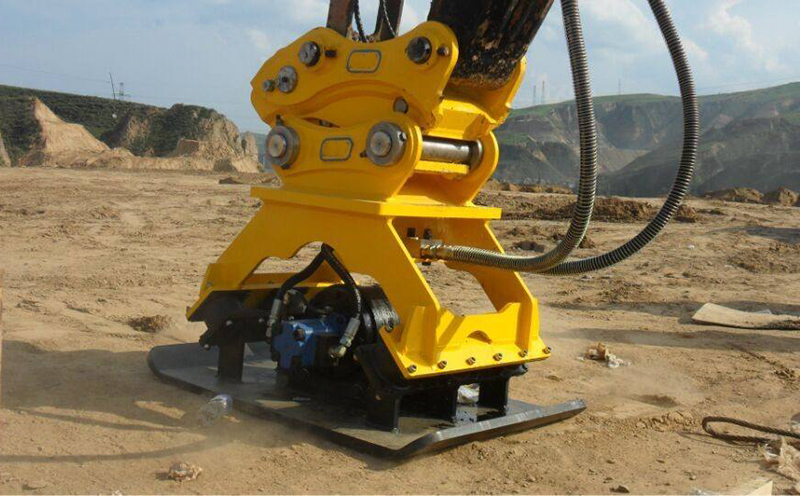 SL-P液壓振動夯實(shí)機(jī)