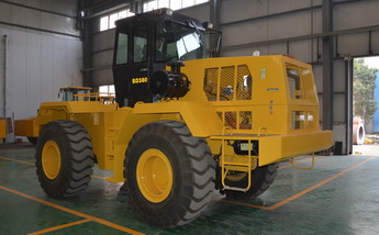 沖擊壓路機(jī)牽引車(chē) 沖擊壓路機(jī)牽引車(chē)