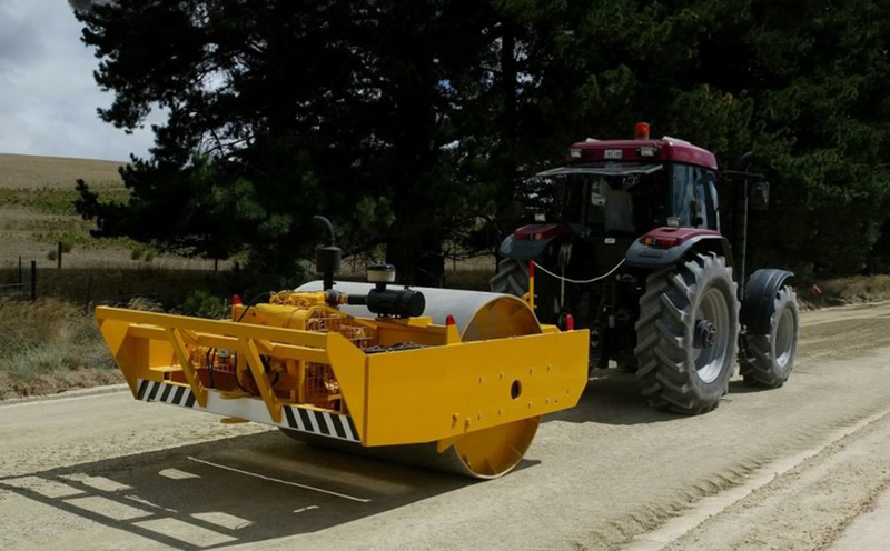 拖式壓路機(jī) 拖式壓路機(jī)