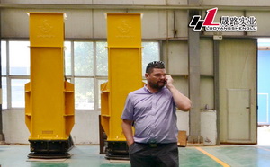 液壓夯實(shí)機(jī) 液壓夯實(shí)機(jī)