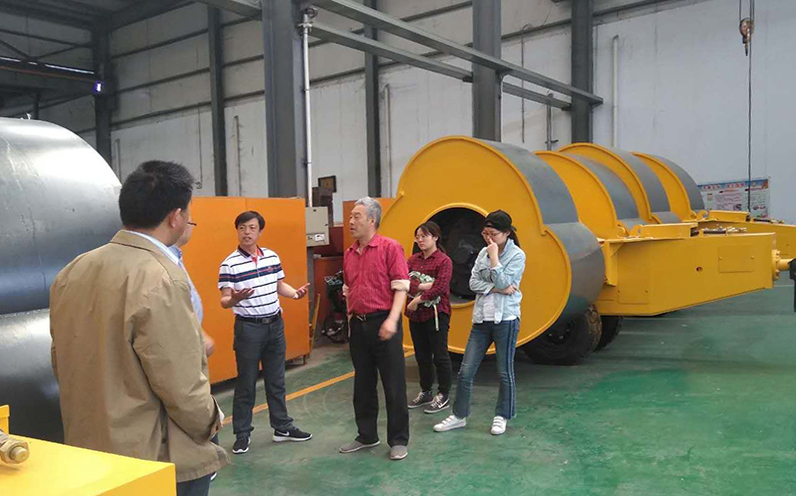 宇通沖擊壓路機(jī) 宇通沖擊壓路機(jī)