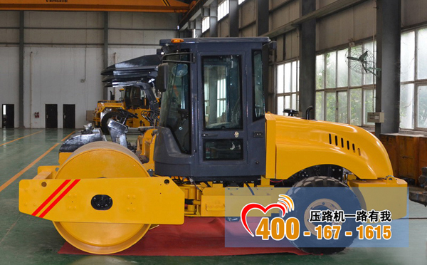 6噸振動壓路機