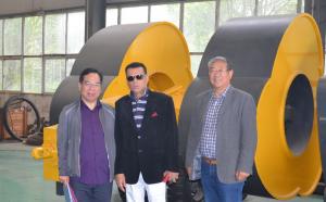 沖擊碾壓路機(jī)