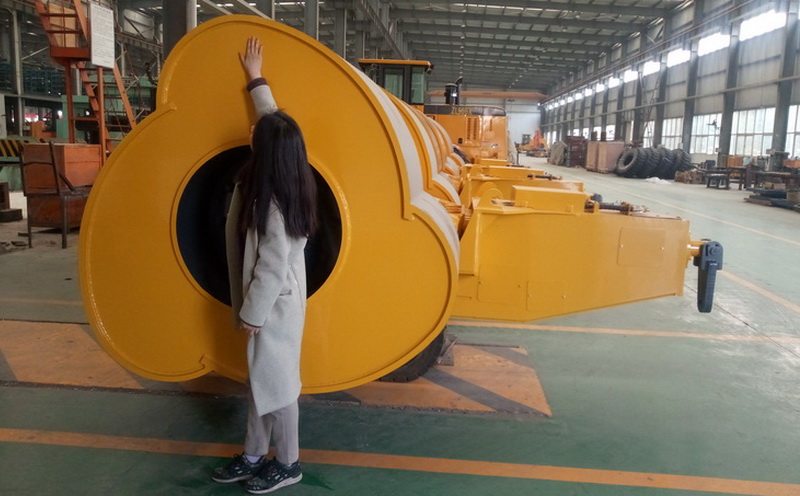 YCT20沖擊壓路機(jī) YCT20沖擊壓路機(jī)