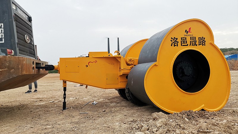 沖擊壓路機 沖擊壓路機