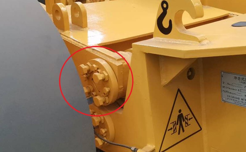 沖擊碾壓路機配件 沖擊碾壓路機配件