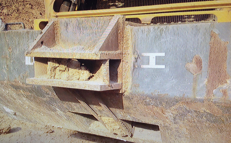 沖擊壓路機(jī)改裝 沖擊壓路機(jī)改裝