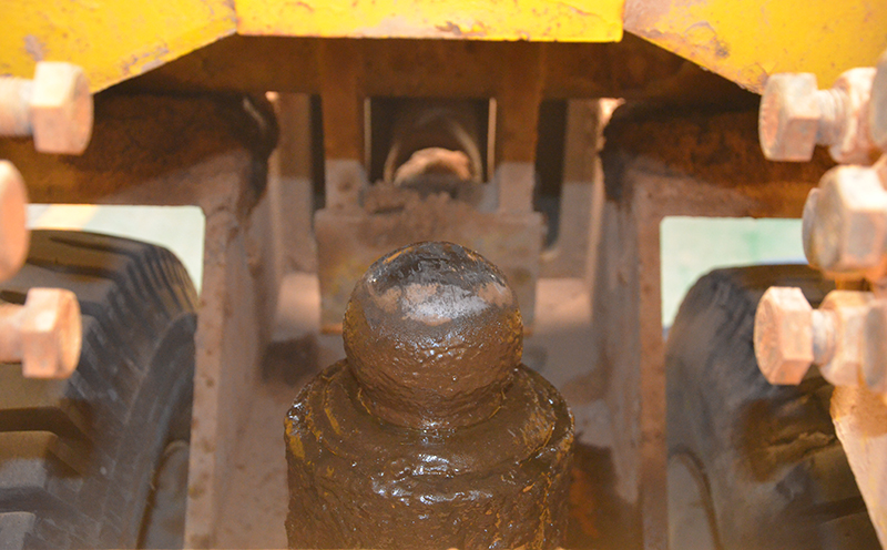 沖擊壓路機油缸 沖擊壓路機油缸